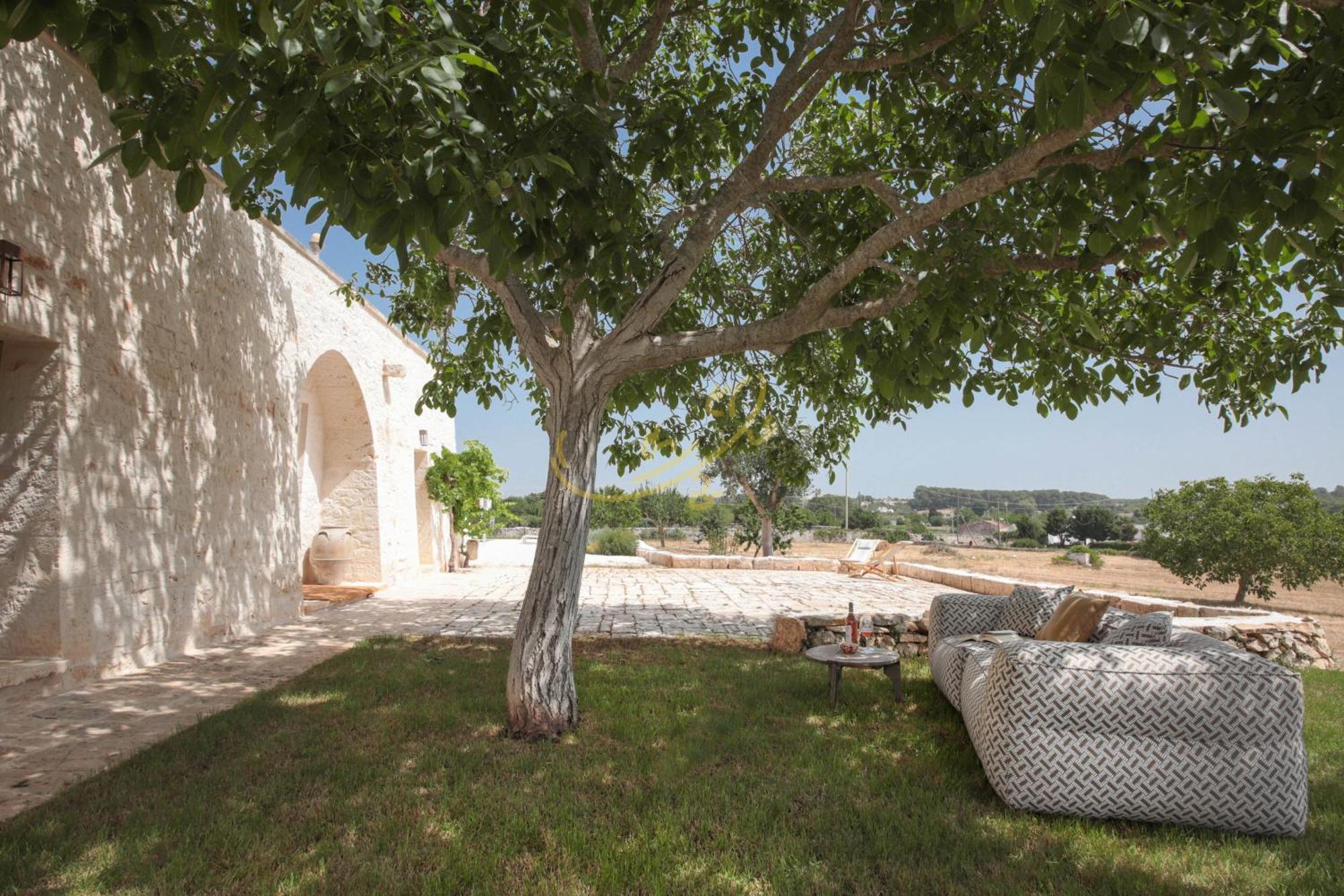 Td I Coni Di Pinure Trulli With Scenic Valley View Villa Martina Franca Buitenkant foto